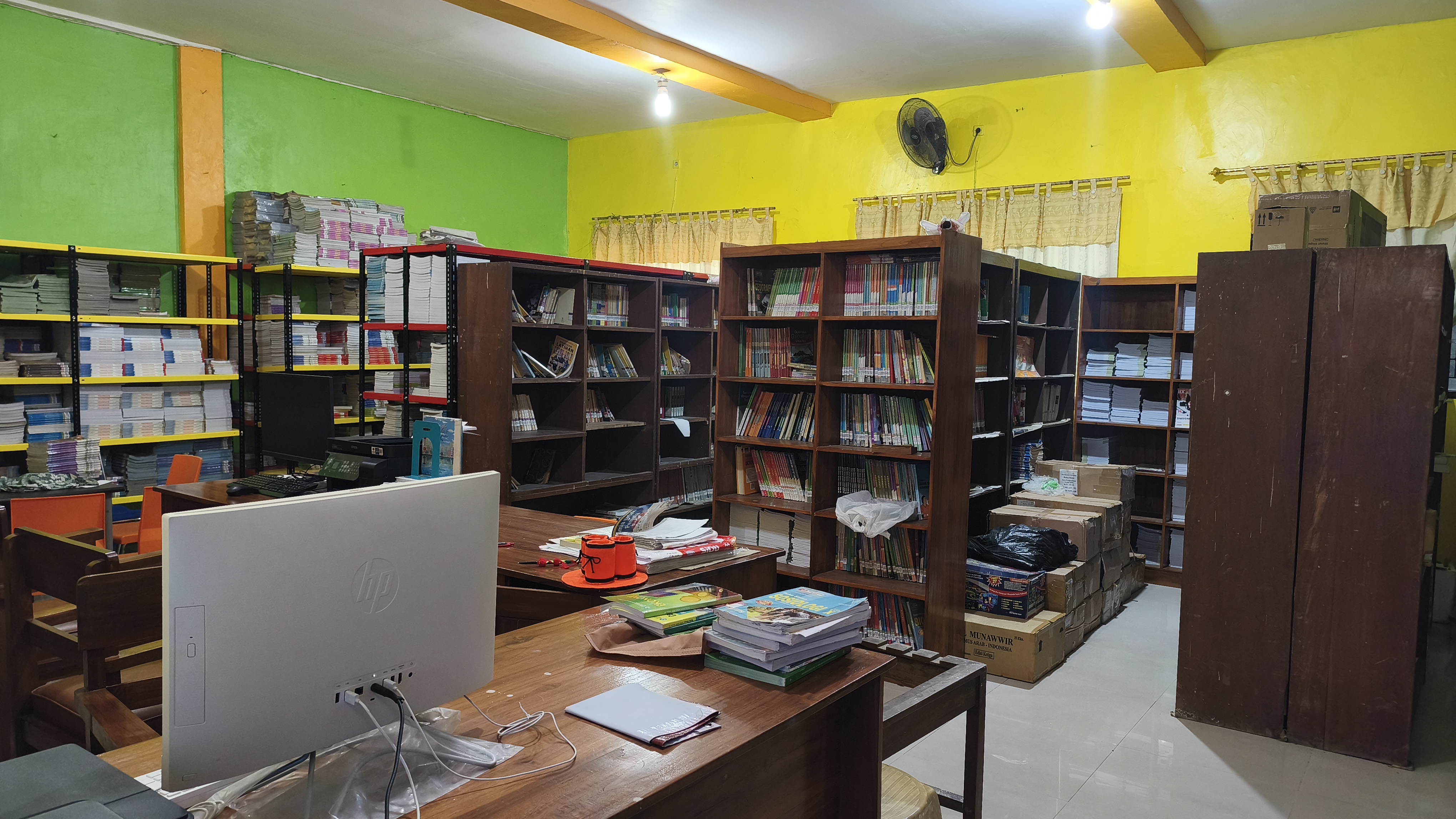 Perpustakaan Pusat
